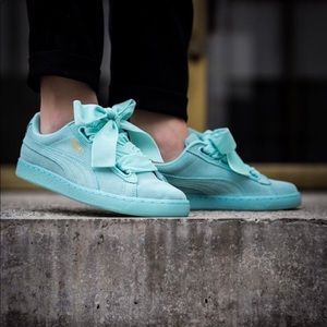 PUMA Heart Suede Women’s Trainers
